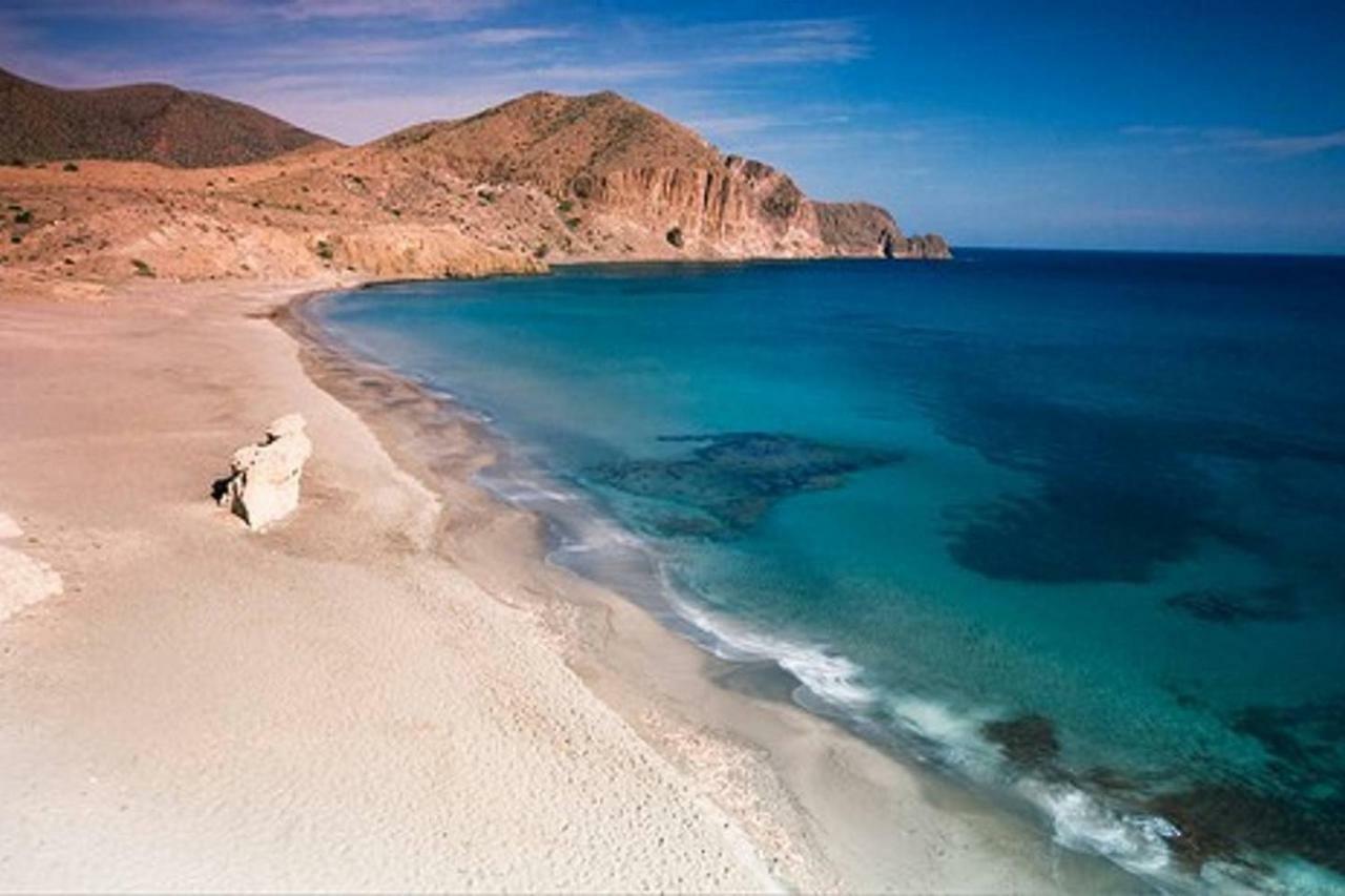 Apartamento Isleta Del Moro, Cabo De Gata ลา อิสเลตา เดล โมโร ภายนอก รูปภาพ